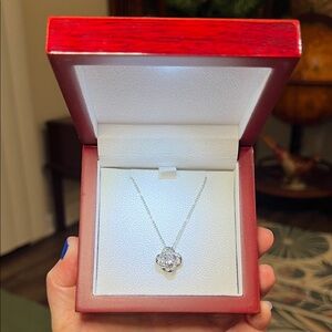 Sparkly Cubic Zirconia Silver Knot Necklace in Light-up Presentation Gift Box
